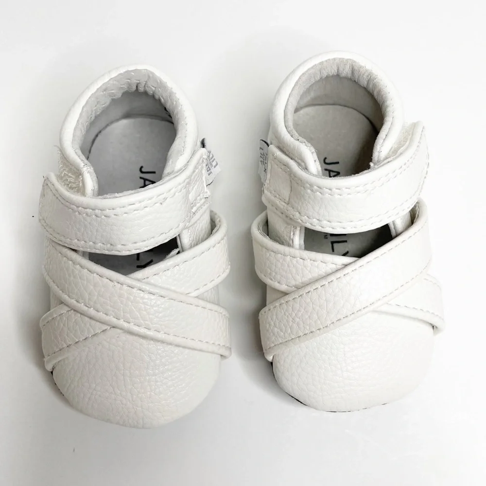 Jack and Lily My Mocs White Leather Strappy Mary Jane Moccasins